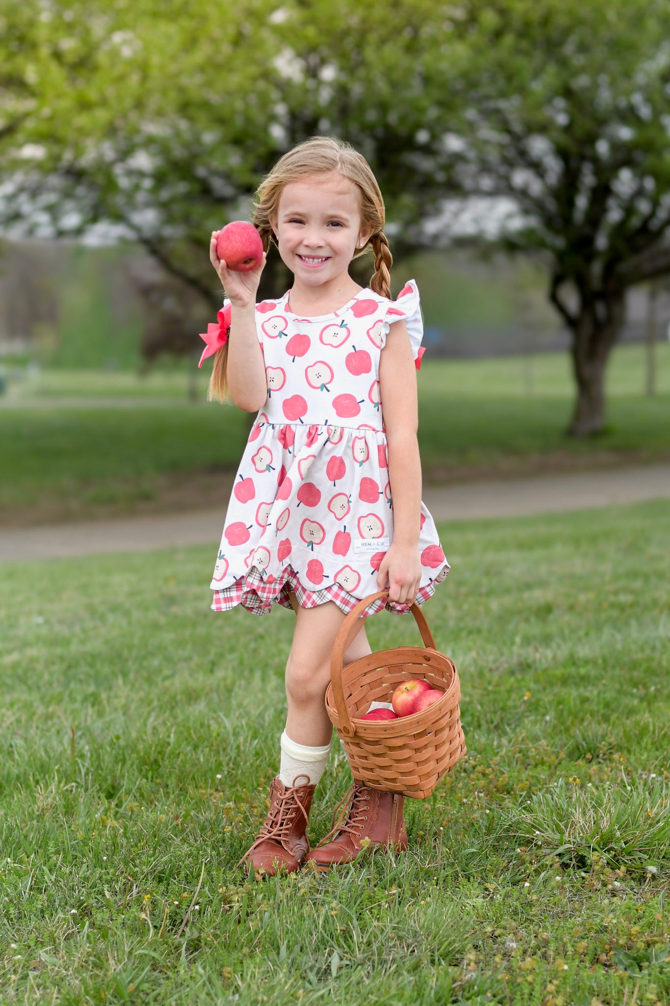 Orchard Charm Charlotte (RTS)