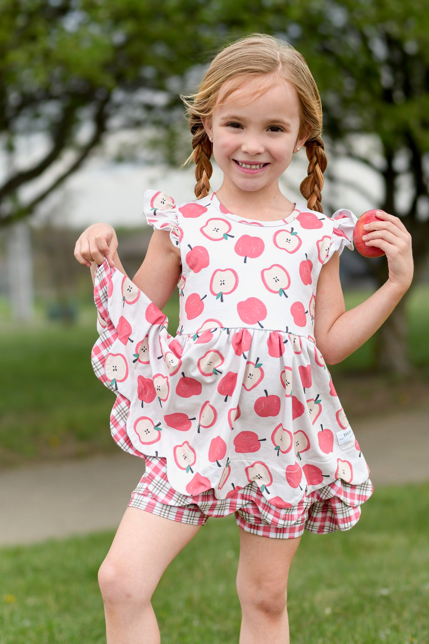 Orchard Charm Charlotte (RTS)
