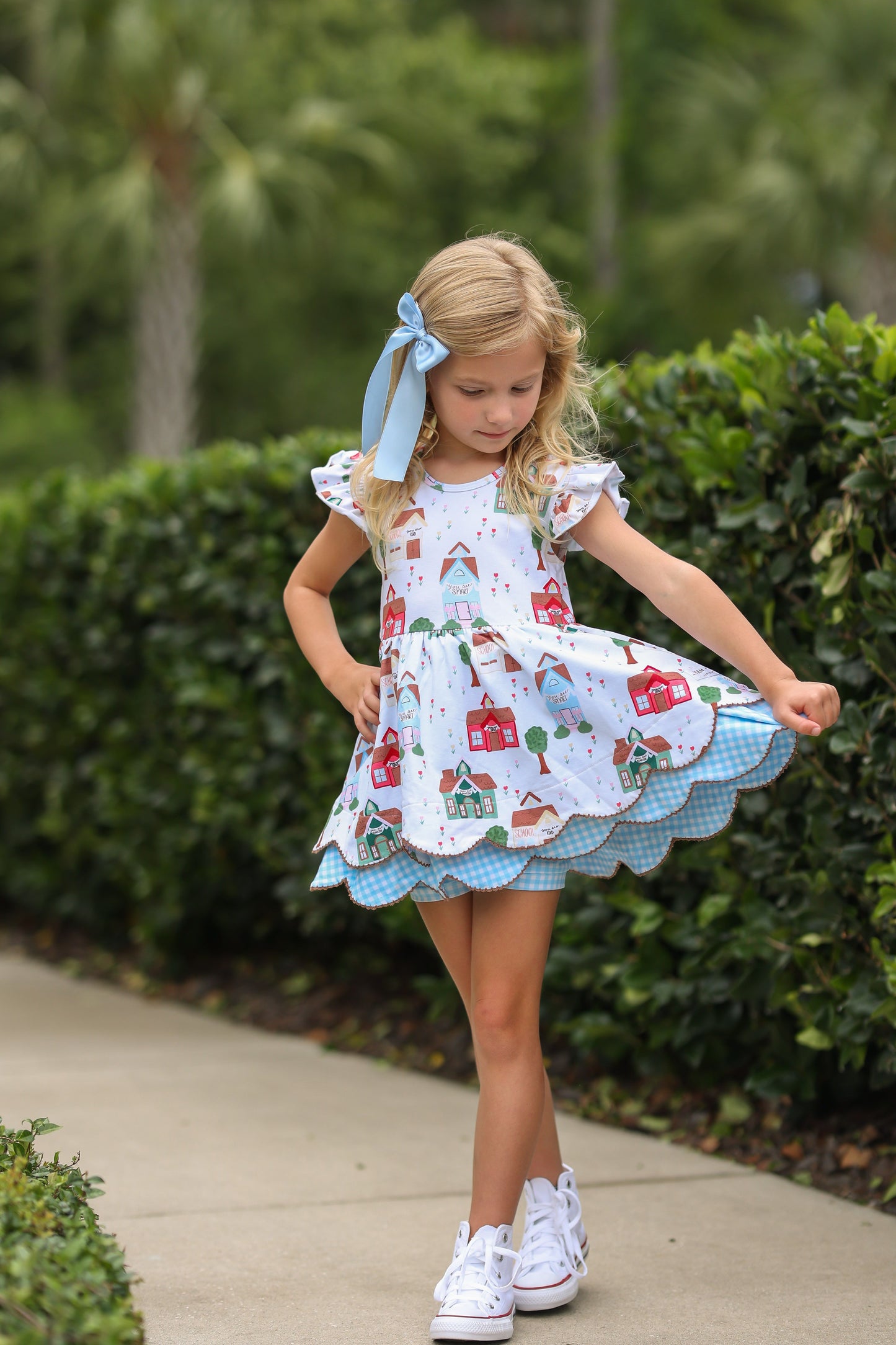 Schoolhouse Charm Charlotte (RTS)
