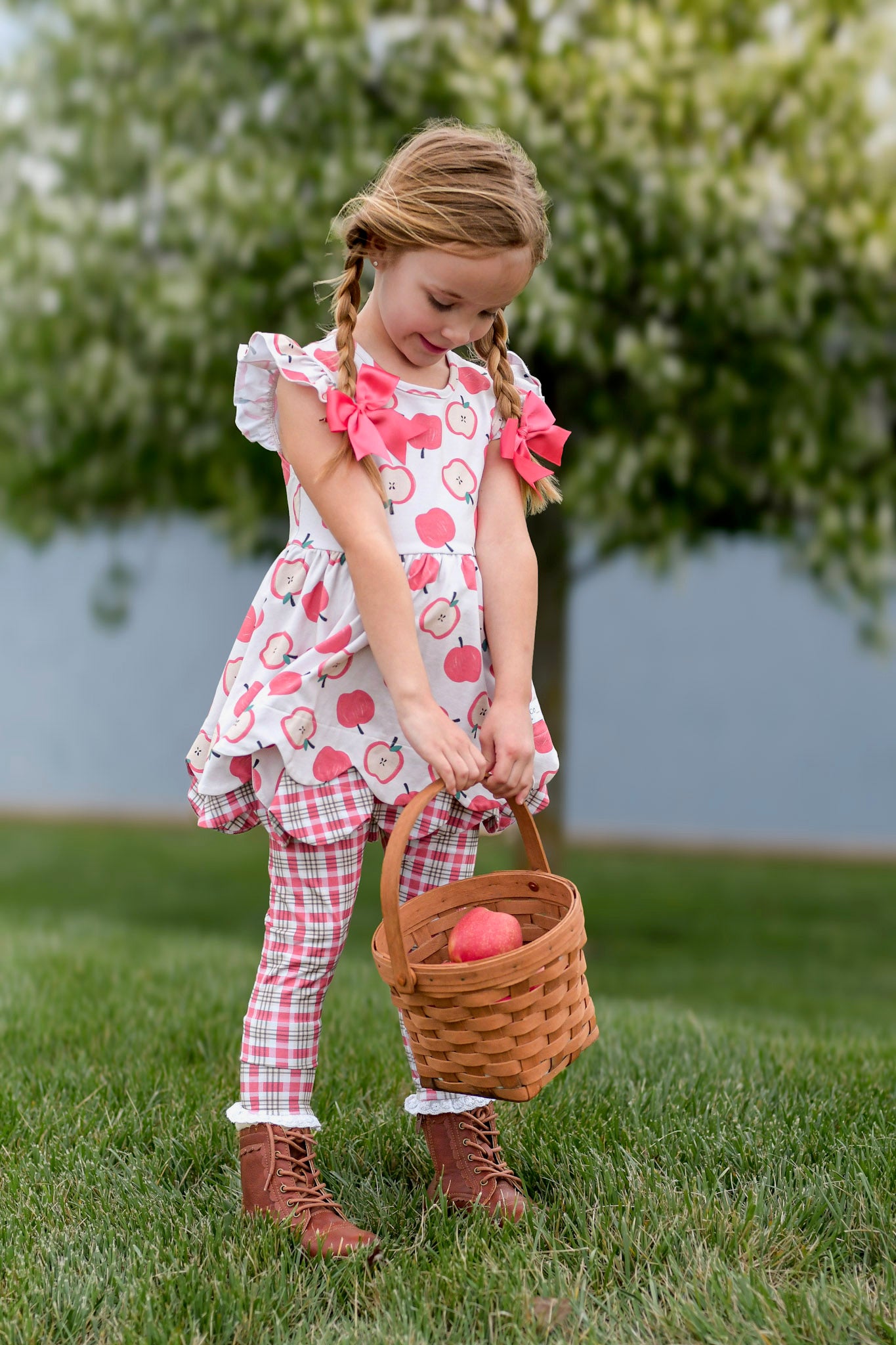 Orchard Charm Charlotte (RTS)