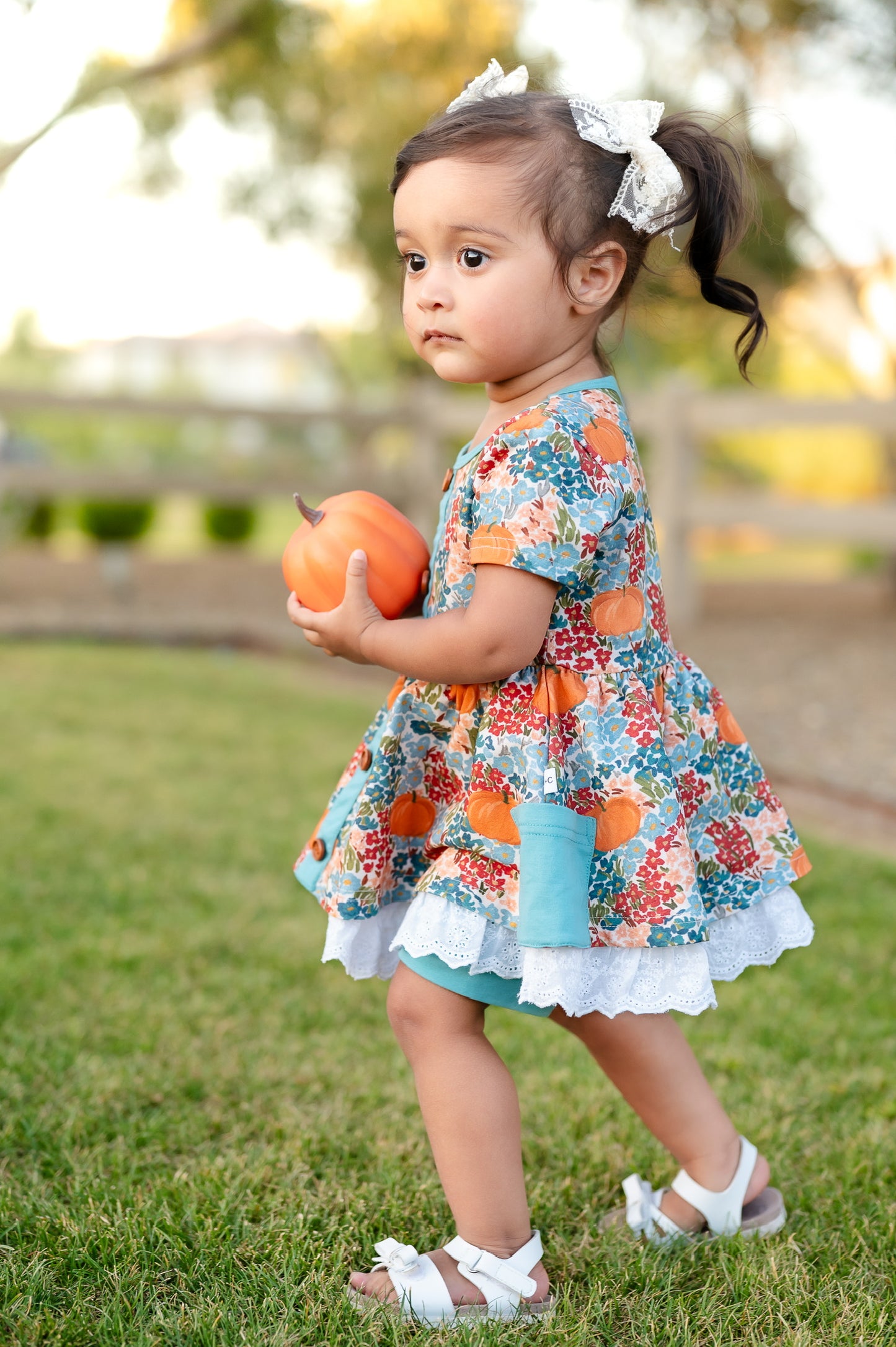 Pumpkin Petals Callie (Preorder)