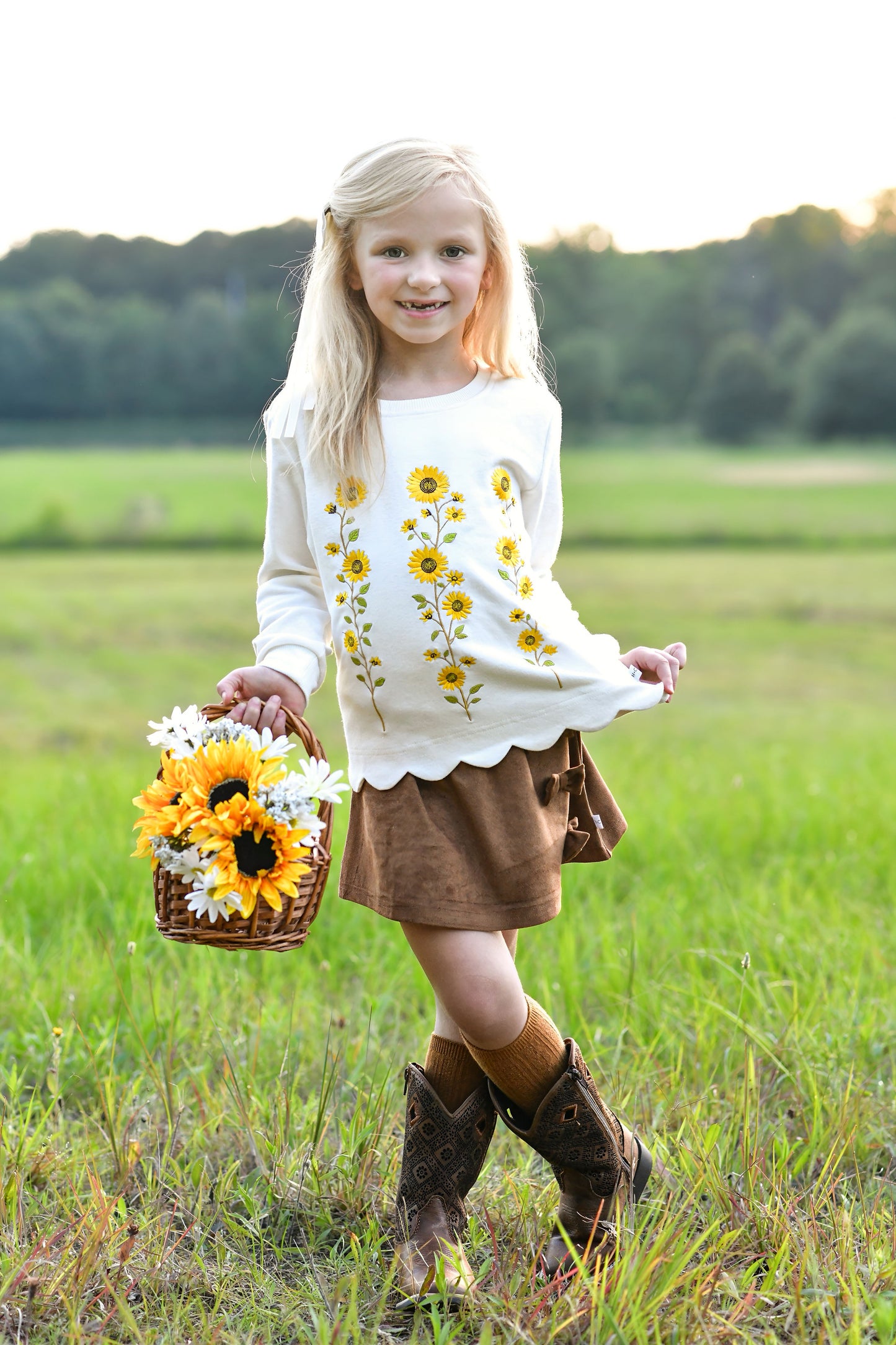 Sunflower Sweatshirt (Preorder)
