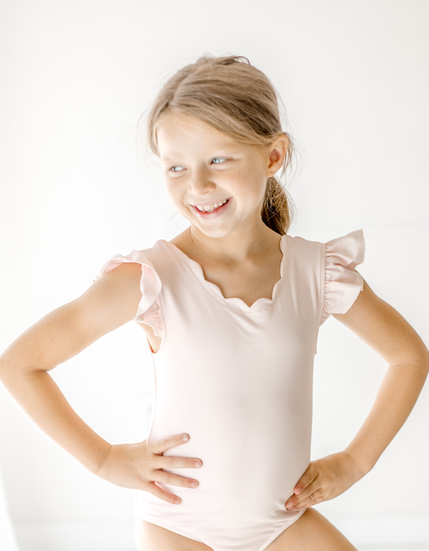 Flutter Sleeve Leo (RTS)